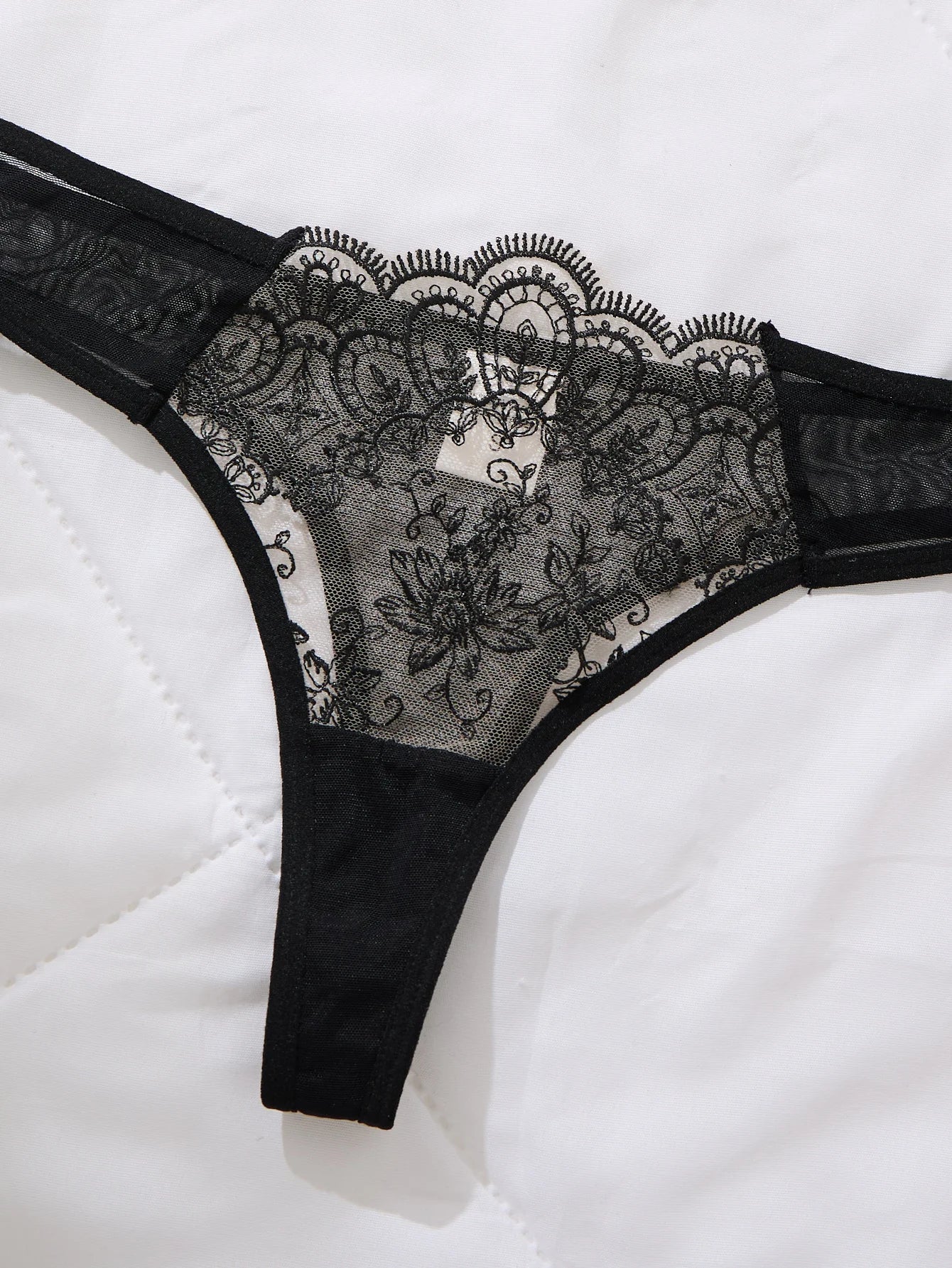 Elegant Black Lace Garter Lingerie Set Floral Embroidery Underwire Bra Sheer Mesh Honeymoon Intimate Sleepwear ZA825205