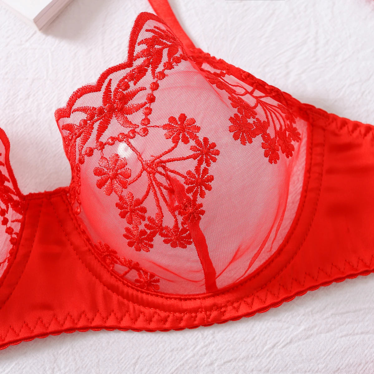 Sexy Erotic Lingerie Women Bra Panty Garters 3pcs See Through Lingerie Sets Sexy Women's Underwear Set Female Sexy Costumes Sets