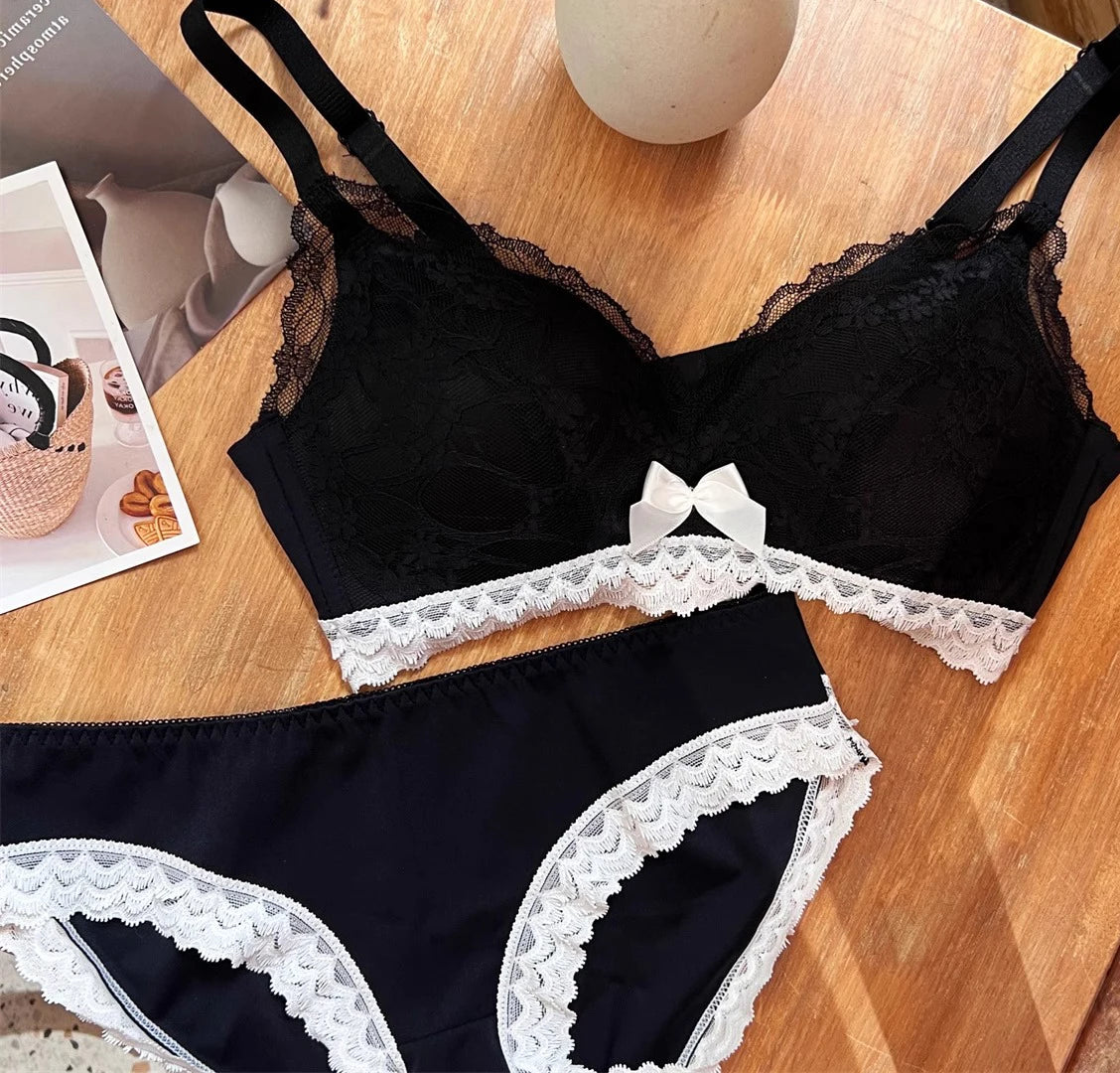 French Lace Bra Wireless Push Up Bralette for Small Bust Adjustable Straps Anti Sagging Support Sexy Lace Up Lingerie Panty Set