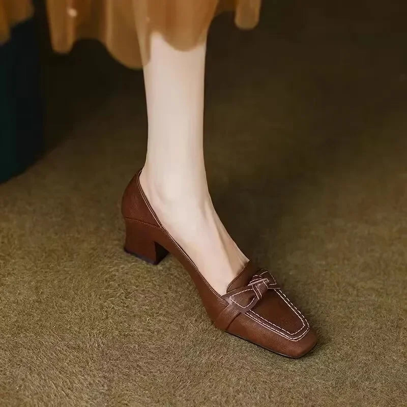 New retro women's fashion square toe high heels 2025 spring and summer women's butterfly decorative office girl mid-heeled shoes