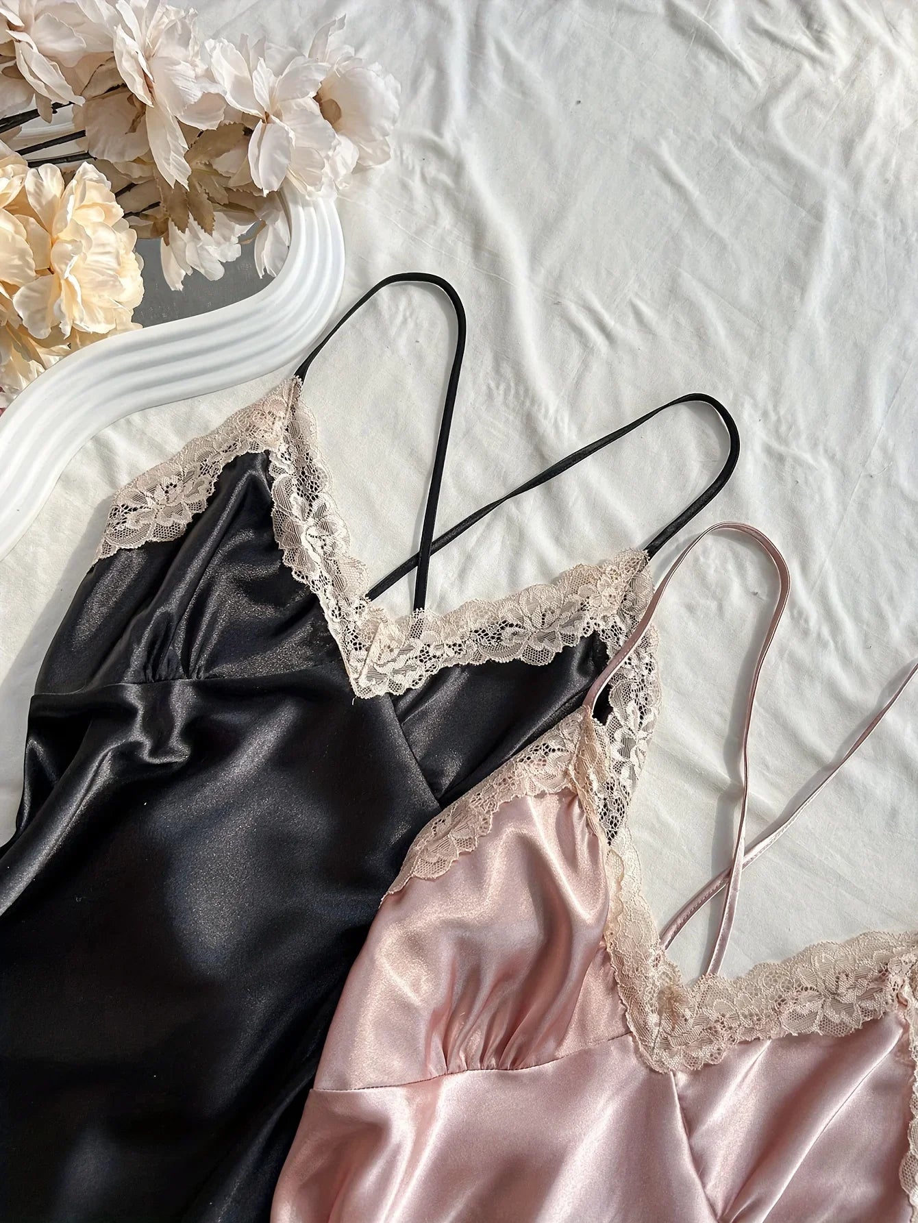 Two-piece lace patchwork women's Nightdress sexy and comfortable pajama set for women