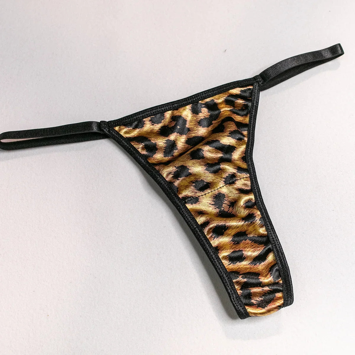 Sexy Wild Leopard Printed Lace Patchwork Lingerie Set Women Comfortable Three Piece Bra and Panty Set Female Exotic Apparel Suit
