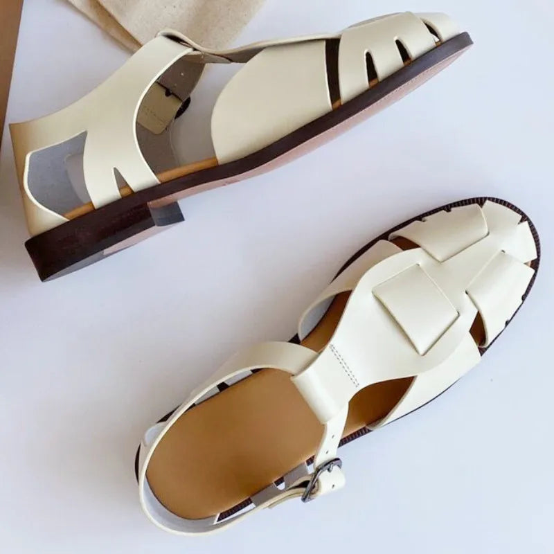 Fashion Woven Hollow Round Toe Roman Women Sandals Belt Buckle Back Strap Slide Sandals Summer Luxury Designer Non-slip Slippers