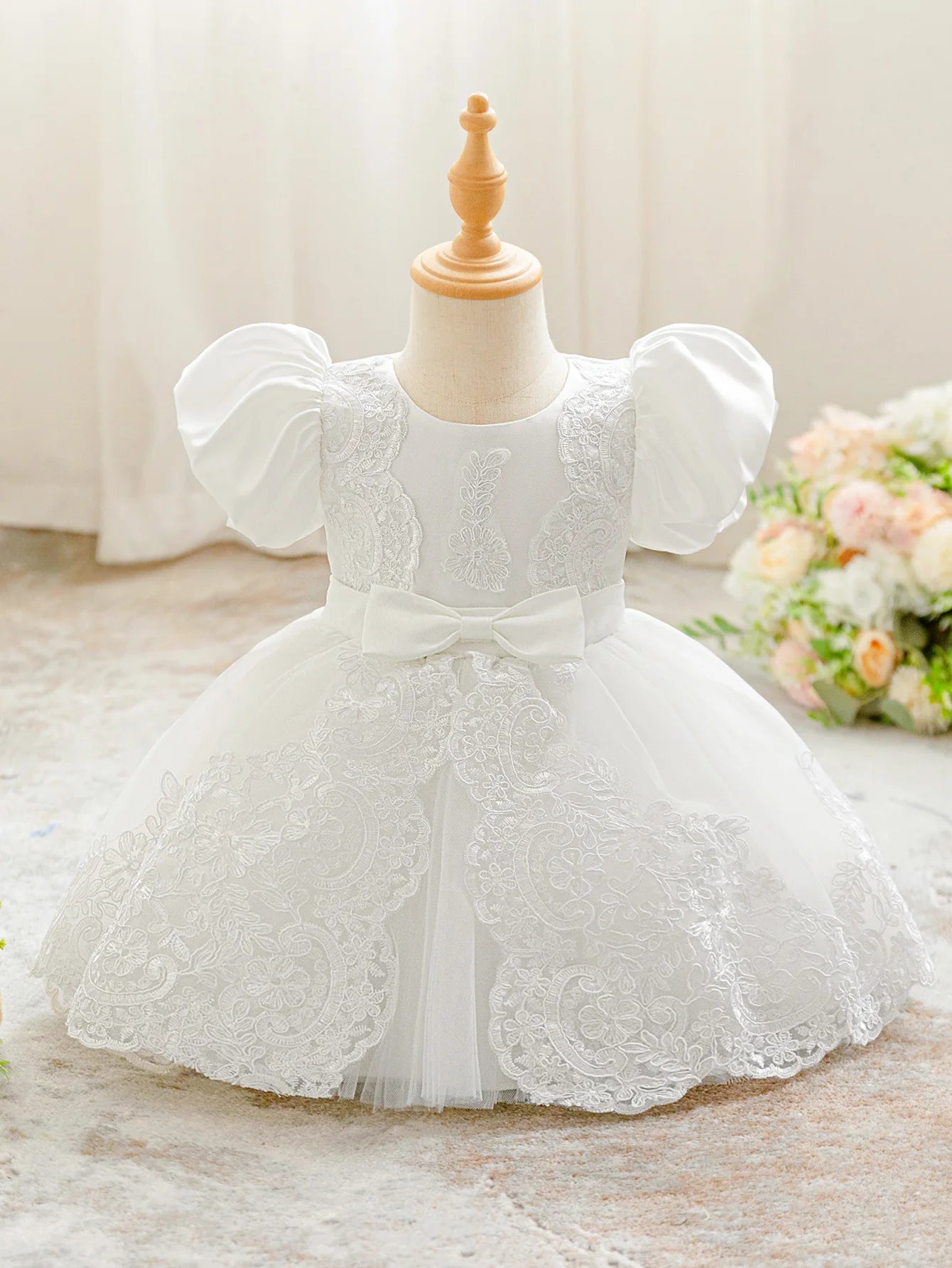Baby Girls Cute Bow Lace Embroidered Mesh Ball Gown Clothes Infant Birthday Dress Wedding Toddler Princess Party Baptism Frock