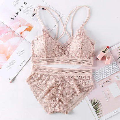 Women Lace Bra And Briefs Set Backless Bralette Solid Color Underwear Wireless Lace Bra Top Sexy Lingerie Set Female Intimates