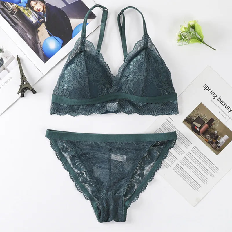 Women Lace Bra And Briefs Set Backless Bralette Solid Color Underwear Wireless Lace Bra Top Sexy Lingerie Set Female Intimates