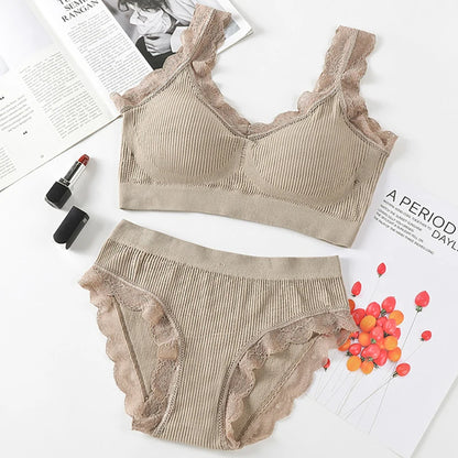 Sexy Lace Lingerie Set Padded Bra Set Without Steel Ring Solid Women's Underwear Brassiere Comfortable Fitness Crop Top