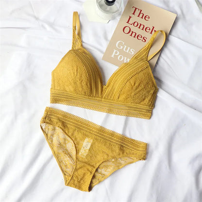 New Women 4 Colour Underwear French Wire-Free Ultra-thin Bralette Sexy Lace Triangle Cup Push Up Bra Set Cotton Bra and Panties
