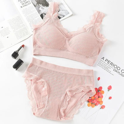 Sexy Lace Lingerie Set Padded Bra Set Without Steel Ring Solid Women's Underwear Brassiere Comfortable Fitness Crop Top