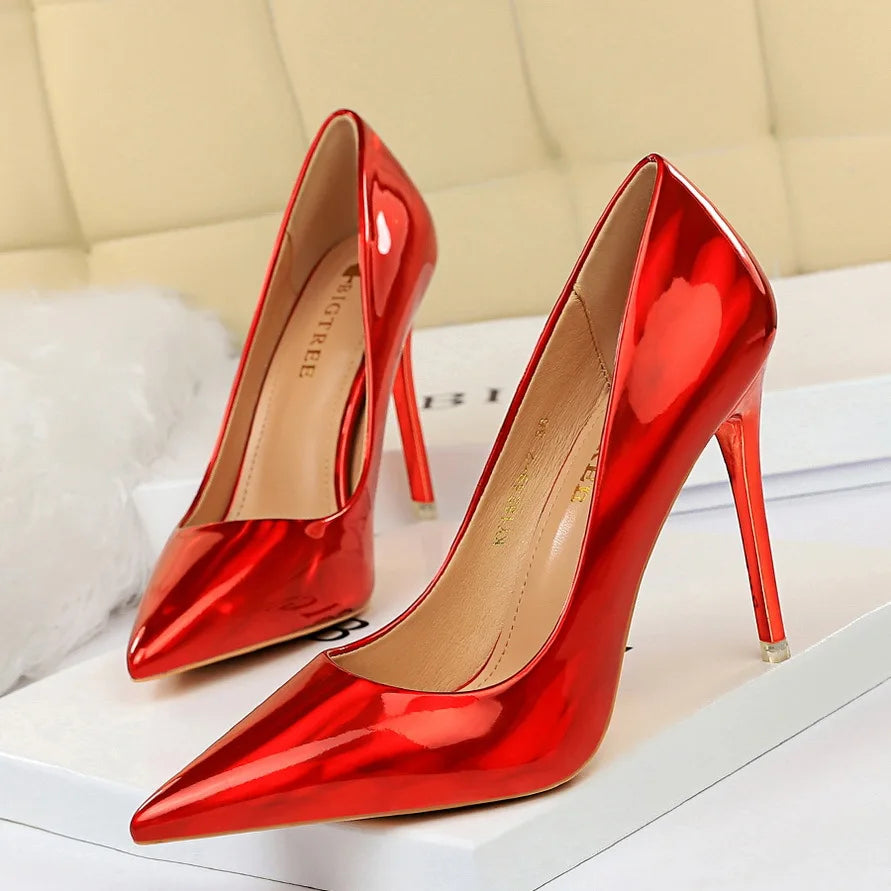 Metal Heel with High-Heeled Shiny Patent Leather Shallow Mouth Pointed Sexy Sexy Nightclub Was Thin Heels Wedding Shoes Banquet