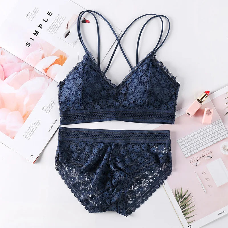 Women Lace Bra And Briefs Set Backless Bralette Solid Color Underwear Wireless Lace Bra Top Sexy Lingerie Set Female Intimates