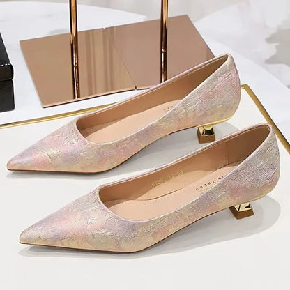 BIGTREE Shoes 3 CM Floral Cloth Surface Kitten Heels Women Shoes Sweet Fashion Low Heel Ladies Shoes Pointed Toe Women Pumps