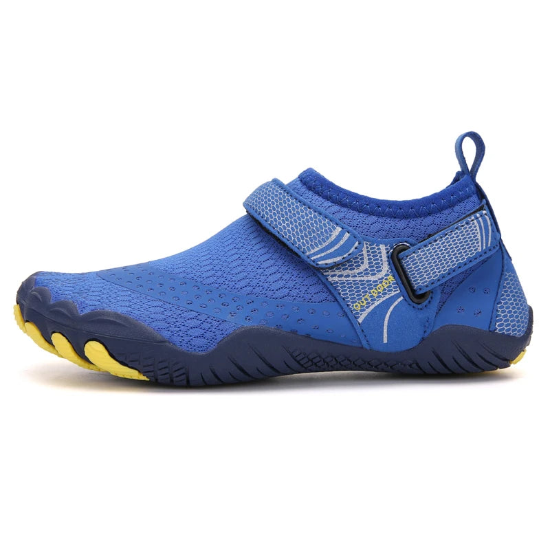 New Kids Beach Aqua Shoes Boys Girls Barefoot Water Shoes Outdoor Children Quick-Dry Drainage Swim Sandals Surf Wading Sneakers