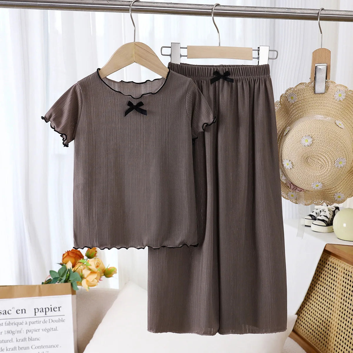 1Set Girls Short Sleeve Round Neck T-shirt Tops+Pants Babys Summer Fashion Sweet Bow Childrens Set New Kids Casual Home Clothes
