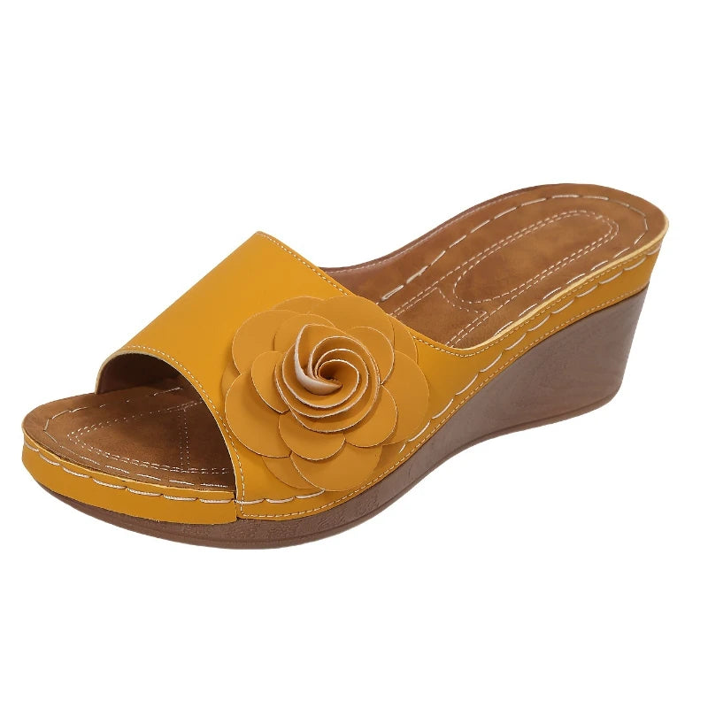 2026 Women New Flower Sandals Wedge Heels Summer Shoes Women Outdoor Slippers Female Soft Bottom Heeled Sandals Summer Footwear