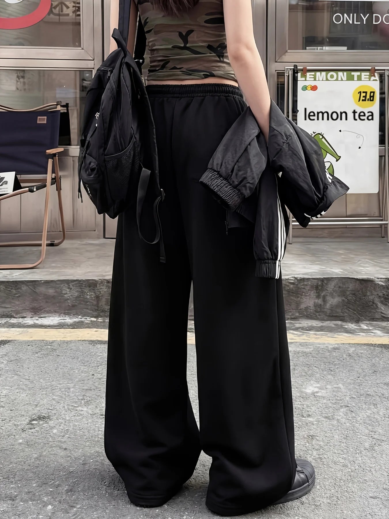 New Women's Plus Size Star Print Pants Fleece Elastic Waist Straight Leg Sweatpants Fashionable and Versatile