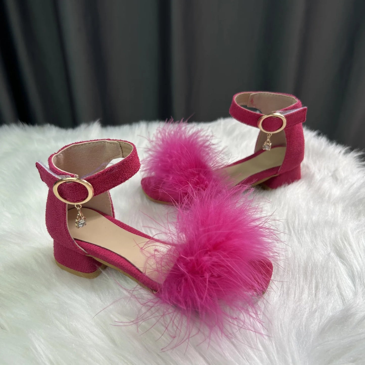 Toddler Girls Sandals Summer Low-heels Children's Sandals Open-toe Princess Fluffy New Versatile Kids Fashion Ankle-strap Shoes