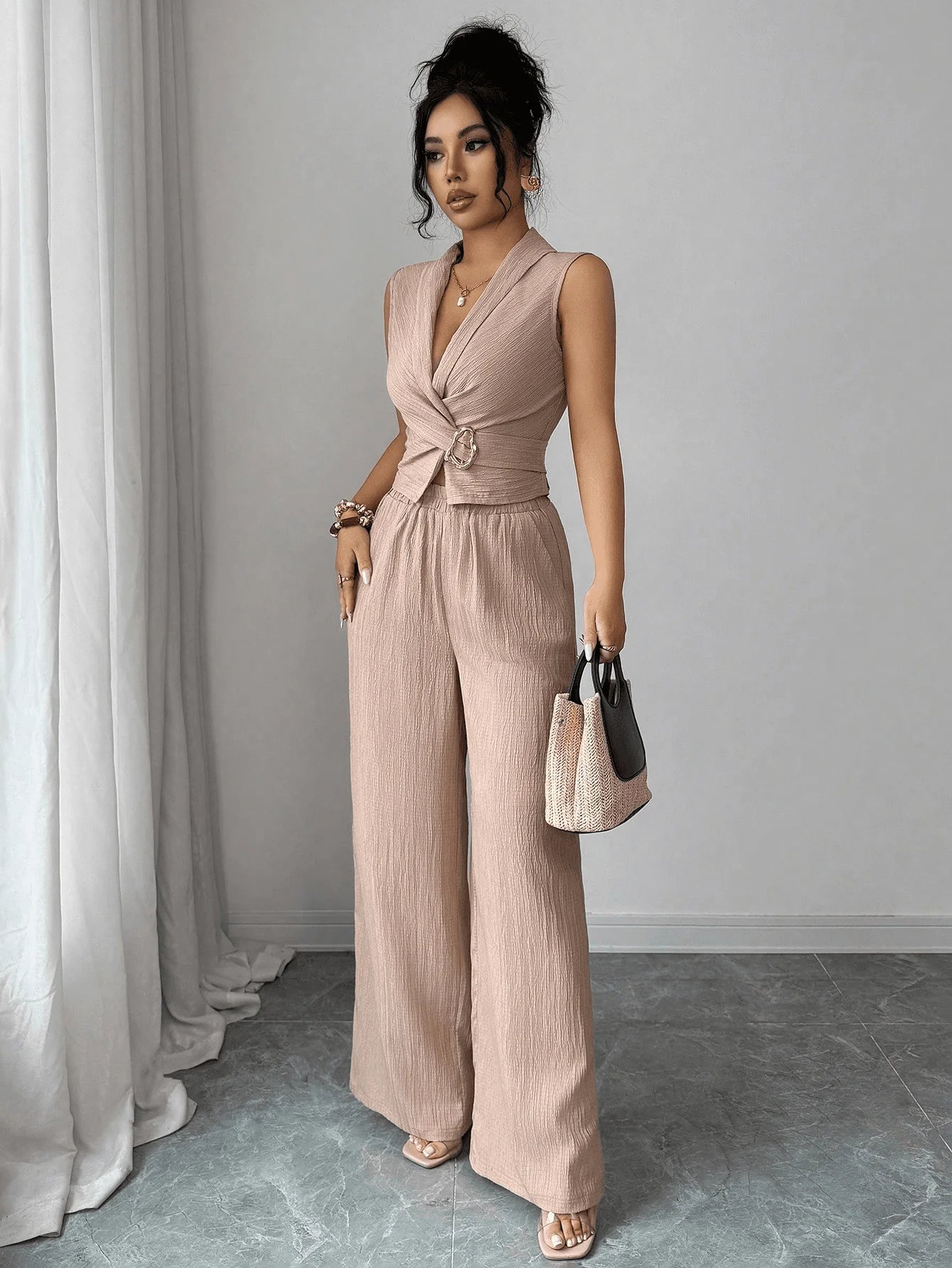 Women's 2 Piece Outfits Summer Sleeveless Wrap V Neck Crop Top Wide Leg Pants Set Casual Elegant Office Two Piece Sets