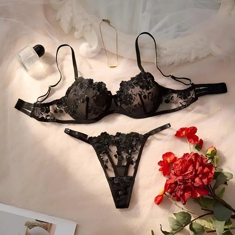 French Black Embroidered Lace Underwear Set Elegant Feminine Design Bra And Panties Combo for Women
