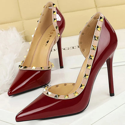 Sexy Women Pumps Rivet Design High Heels Women 10.5 CM Stiletto Patent Leather Ladies Pumps Luxury Banquet Shoes Plus Size 43