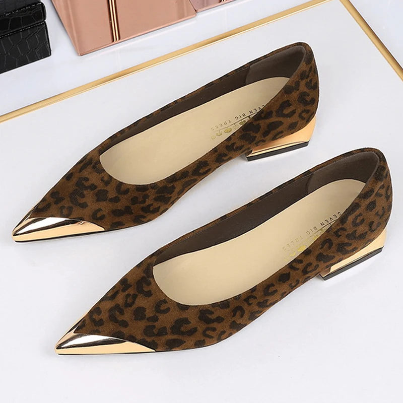 Retro Women's Low Heeled Shoes Suede Ladies Shoes Metal Pointed Tip Women Shoes Comfortable Female Shoes Low Heel Office Shoes