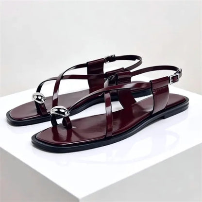 Summer Cross Strap Buckle Design Flat Sandals Women Fashion Metal Decoration Over Toe Casual Flat Slippers Comfort Beach Shoes