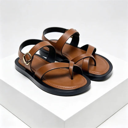 Luxury Cross-Strap Flat Sandals Women Fashion Metal Buckle Ankle Strap Desiger Sandals Comfort Clip Toe Beach Shoes Flip Flops