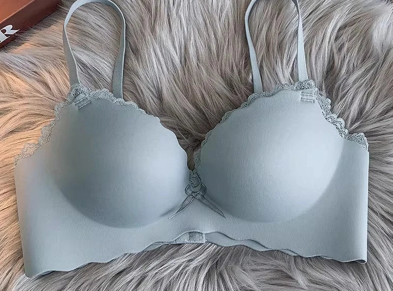 Hot Selling Ladies Push Up Bra Set Seamless Wireless Support Anti-Sagging Comfort Lingerie S-XL for Young Women Soft Daily Wear