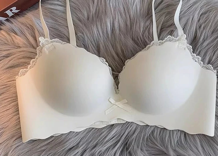 Hot Selling Ladies Push Up Bra Set Seamless Wireless Support Anti-Sagging Comfort Lingerie S-XL for Young Women Soft Daily Wear