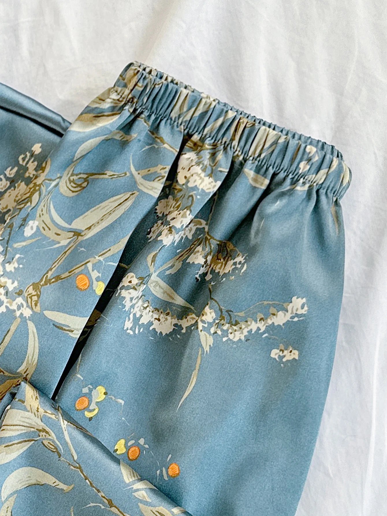Women Cherry Print Satin Pajama Set Cowl Neck Spaghetti Strap Cami Top Long Pants 2 Piece Elegant Sleepwear Ladies Loungewear
