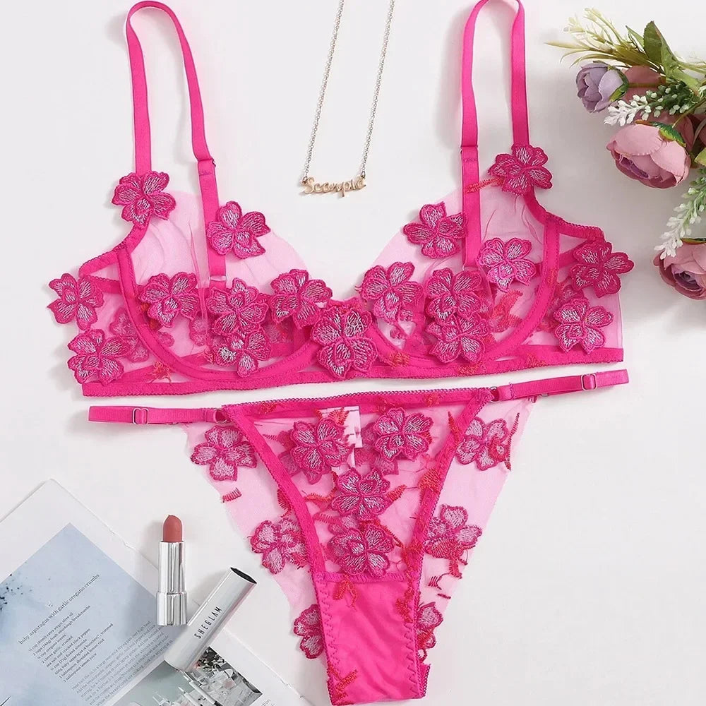 Toucheart Sexy Lingerie Set Transparent Feminine Sweet Mesh Embroidered Lace Bra Flower Applique Transparent Lingerie Women Kit
