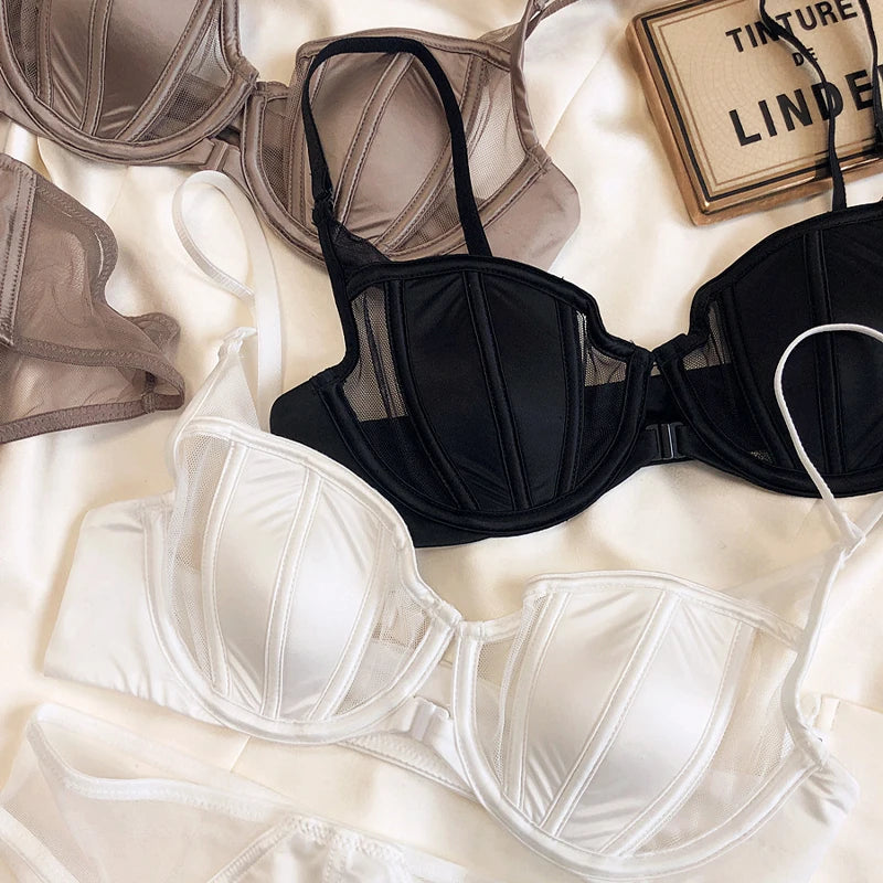 New Summer Lace Thin Cup Women Underwear Sexy Front Buckle Push Up Bra Set Adjustable Strap Brassiere Beautiful Back Lingerie