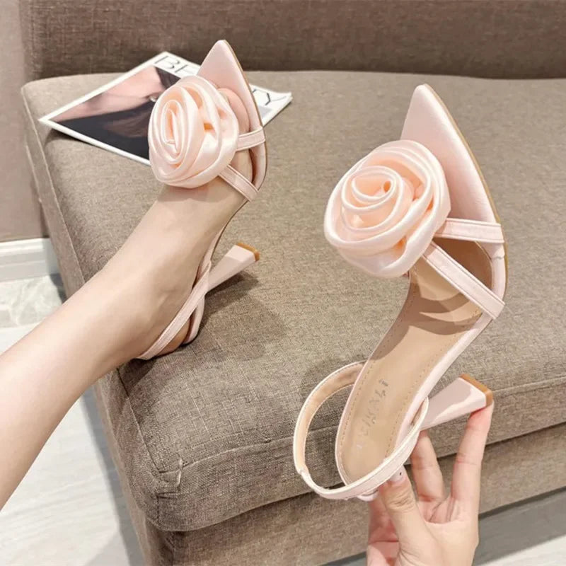 Summer Fashion Silk Rose Flowers Back Strap Heeled Sandals Women Pointed Open Toe Red High Heels Wedding Prom Shoe Zapatos Mujer