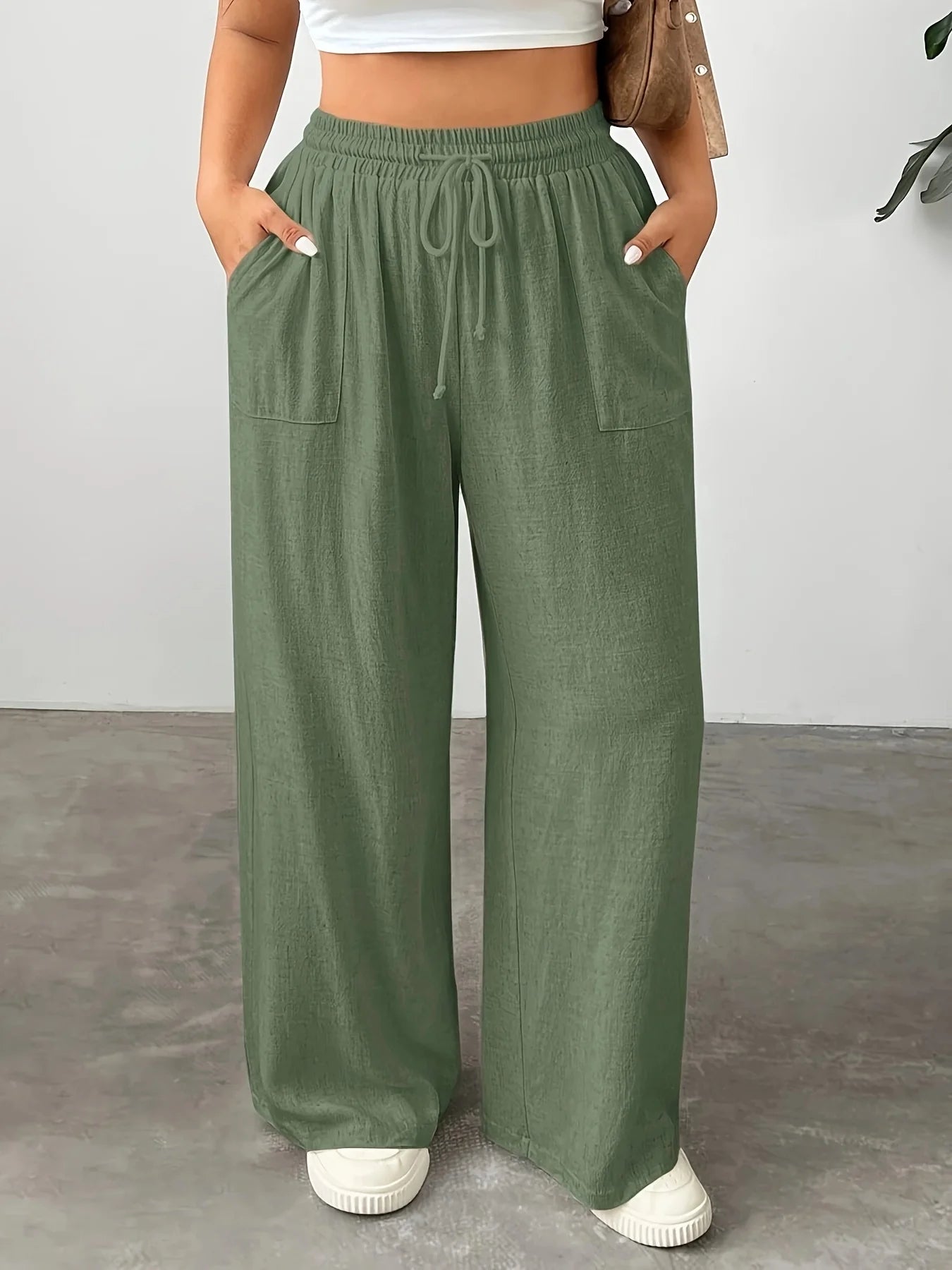 Comfortable Plus Size Wide-Leg Pants with Drawstring Waist and Pockets for Effortless Style