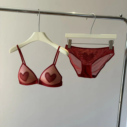 Women Red Bridal Wireless Bra, Front Buckle Beauty Back Thin Cup Heart Pattern Underwear For Wedding Zodiac Lucky Year 32-38 Set