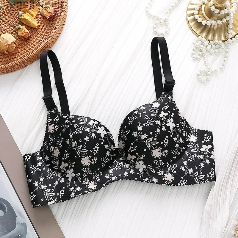 Retro Floral Print Bras Push Up Bra Small Chest Thick Mold Cup No Steel Ring Wirelss Bra Student Seamless Sweet Bra For Girls