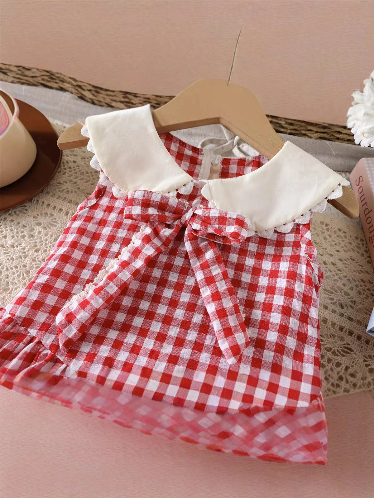 2026 New Summer Cute Children A-Line Dress Red White Plaid Girls Large Bow Sleeveless Dress Peter Pan Collar Clothes