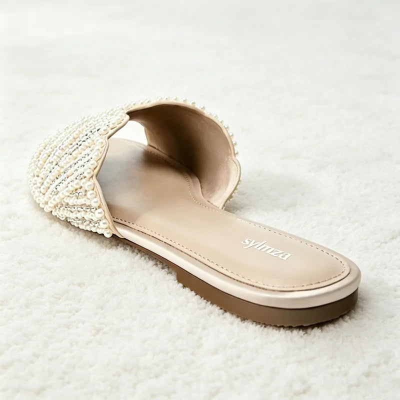 Luxury Faux Pearl Detail Women Slippers Novelty Shiny Appliques Design Flat Sandals for Ladies Summer Comfortable Women's Shoes