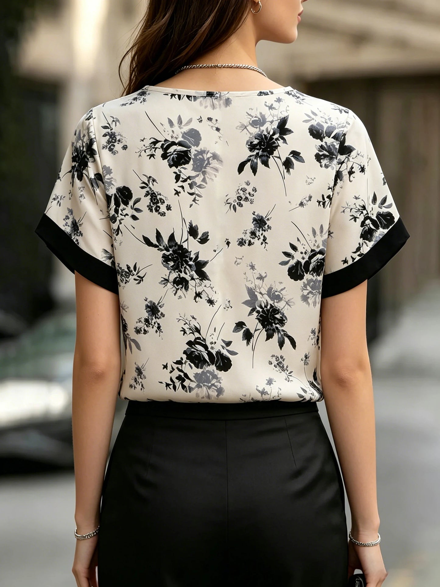 Women Floral Blouse Round Neck Ruffle Sleeve Printed Top T-Shirt Loose Fit Casual Elegant Ladies Shirt Spring Summer Daily Top