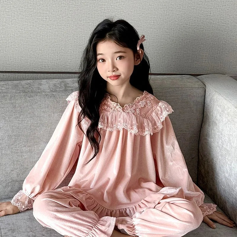 Girls' Velvet Pajamas 6-12 Years Sweetheart Lace Trim Sleepwear for Spring Autumn Warm Cotton Lining Children's Nightwear