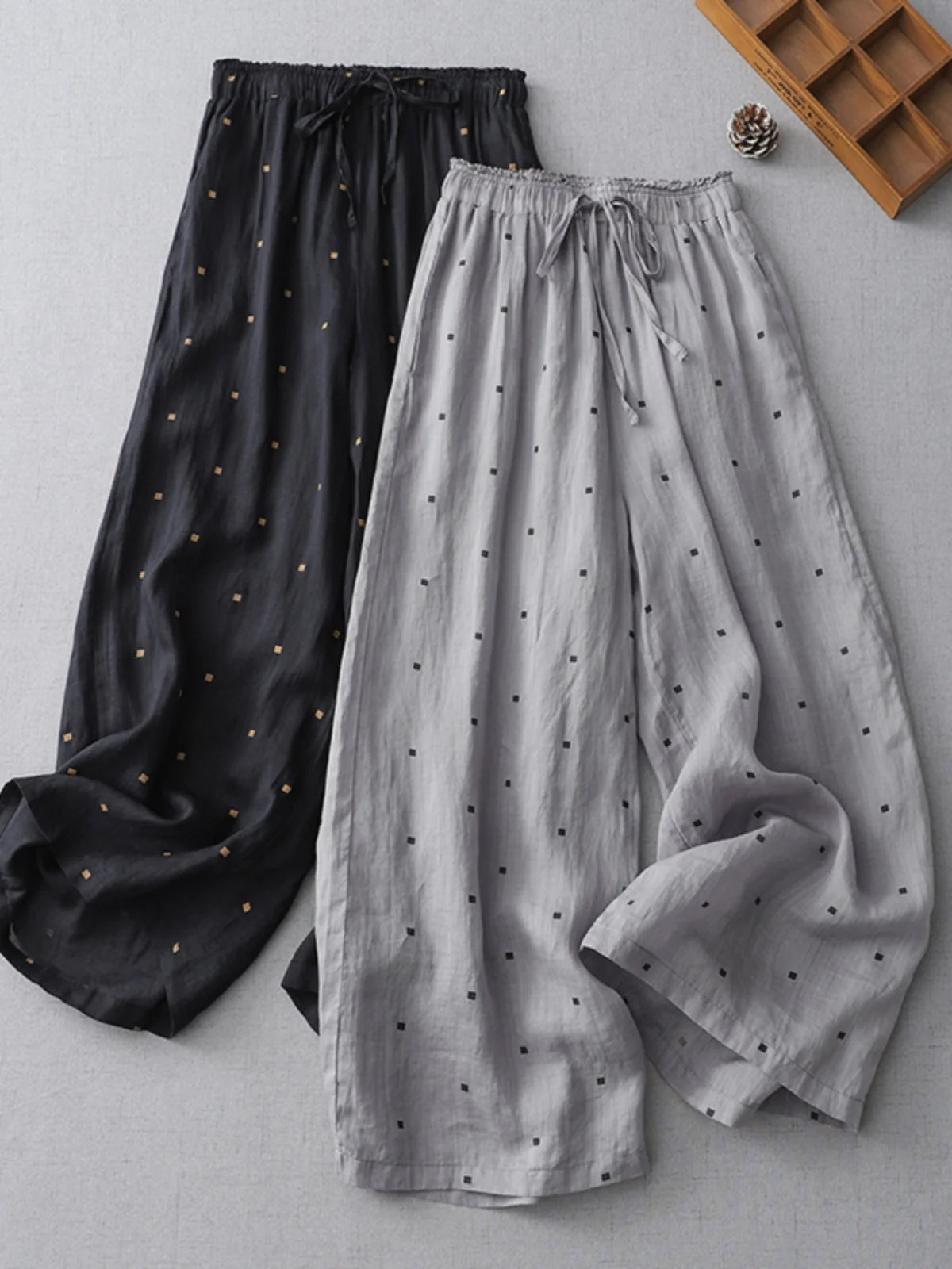 Casual Cotton Linen Pants Women Summer Style Elastic Waist Artistic Polka Dot Print Nine Point Pants Loose Fit Commute Style