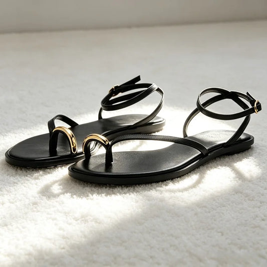 Unique Metal Detail Flat Sandals for Women Fashion Ankle Straps Buckle Designer Shoes 2026 Summer Sexy Clip Toe Beach Flip-flops