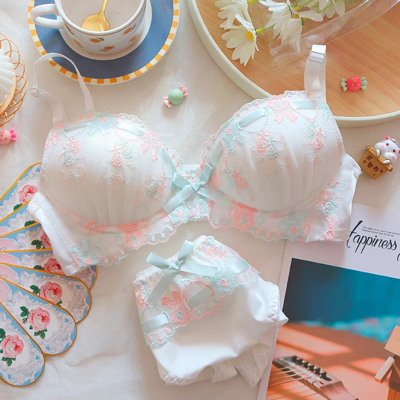 Sweet and lovely floral embroidered bralette lace girls' underwear set Japanese push up women lingerie ladies gathered bra sets