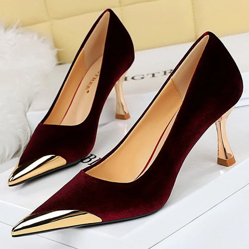 Women 7 Cm Heels Metal Pointed Women Pumps Fashion Kitten Heels Sexy Party Shoes Women Suede Lady Heels Luxury Wedding Shoes