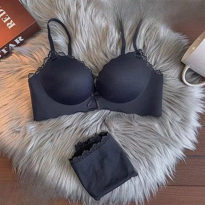 Hot Selling Ladies Push Up Bra Set Seamless Wireless Support Anti-Sagging Comfort Lingerie S-XL for Young Women Soft Daily Wear