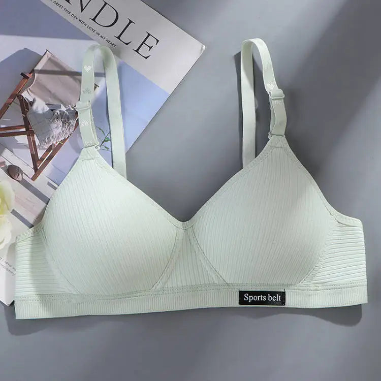 1pcs Women Thin Wireless Bra Girl Seamless Push Up Bra Student Comfort V-Shaped Underwear Adolescent Breathable Comfort Lingerie