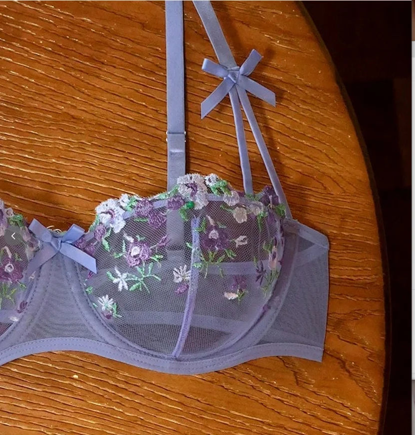 French-style floral embroidery lace lingerie set,sexy and pure desire sheer bra support,Valentine's Day party