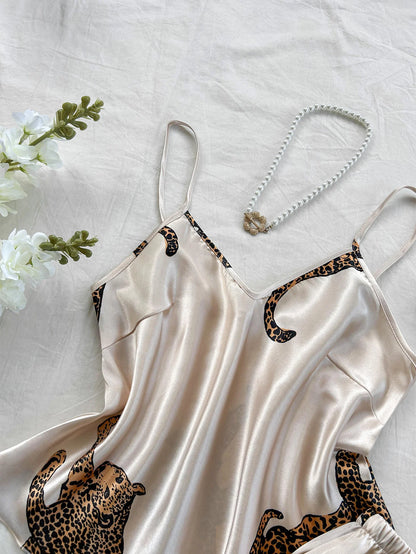 Comfortable Fashionable 2pcs V Neck Leopard Print Suspender Long Pants Pajama Set