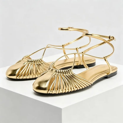 Fashion Woven Ankle Strap Flat Sandals Women Summer Light Comfortable Beach Shoes Hollow Out Design Gladiator Sandals for Girls