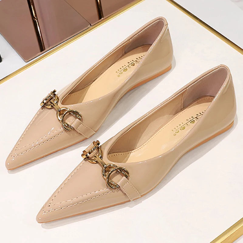 Luxury Metal Buckle Women Flats Lady Sexy Evening Party Shoes Patent Leather Flat Shoes Women Sharp Pointed Flat Heel Shoes 2026